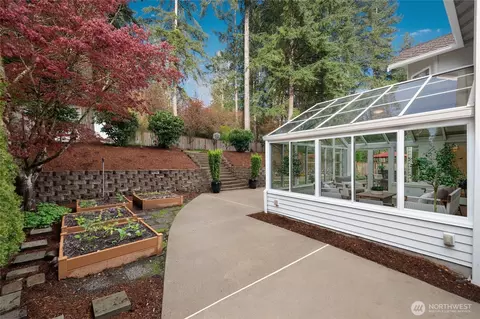 Exterior - 15211 SE 12th Dr, Mill Creek, WA 98012 photo 5 of 9
