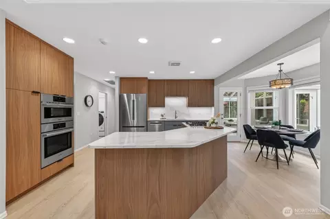 Kitchen - 15211 SE 12th Dr, Mill Creek, WA 98012 photo 5 of 5