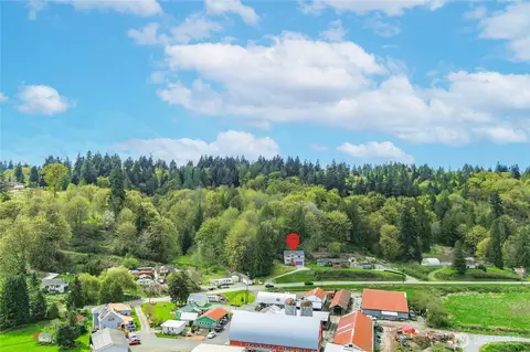 View/Area - 9702 Lowell Larimer Rd, Everett, WA 98208 photo 2 of 5
