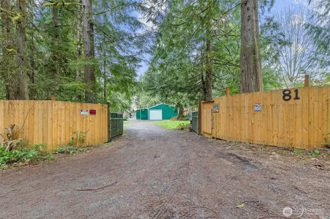 81 E Burrows Ln, Shelton, WA 98584