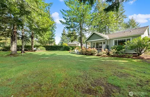 Exterior - 321 E Soderberg Rd #E 14, Allyn, WA 98524 photo 12 of 13