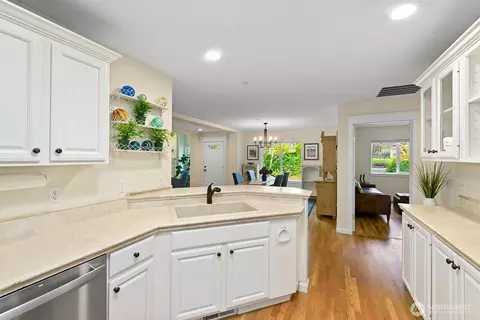 Kitchen - 321 E Soderberg Rd #E 14, Allyn, WA 98524 photo 2 of 3