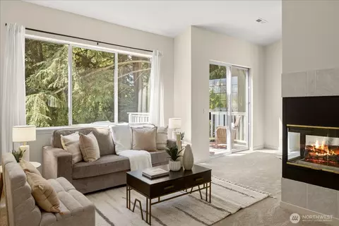 15917 67th Ln NE #3, Kenmore, WA 98028