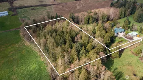 36 Nnn 300th St, Stanwood, WA 98292