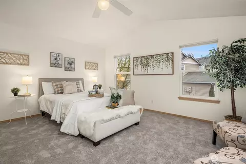 Bedroom - 5735 14th Dr W, Everett, WA 98203 photo 2 of 2