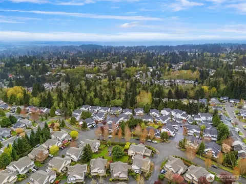View/Area - 5735 14th Dr W, Everett, WA 98203 photo 6 of 10