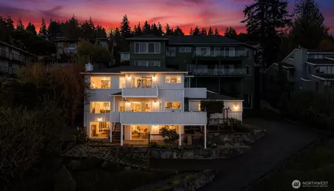 225 S State St #A, Bellingham, WA 98225