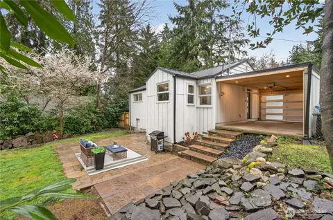 14551 Ashworth Ave N, Shoreline, WA 98133