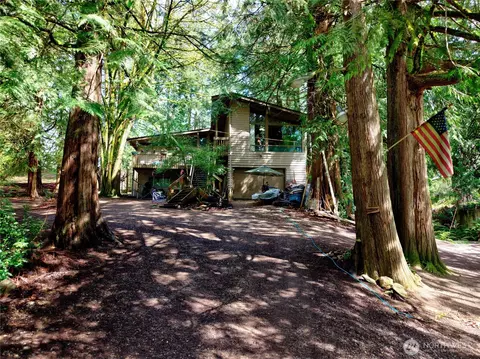 26910 NE Kennedy Dr, Duvall, WA 98019