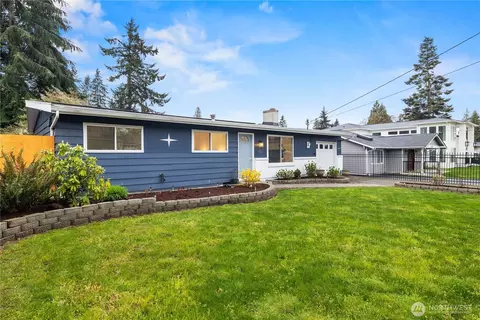 4610 181st Pl SW, Lynnwood, WA 98037