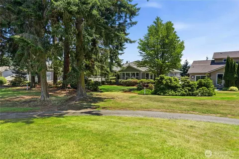 Exterior - 811 Medsker Rd, Sequim, WA 98382 photo 5 of 8