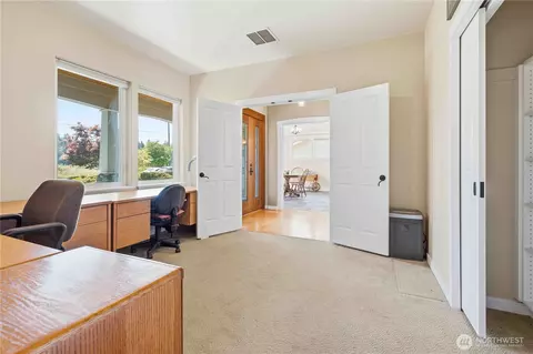 Entry Way - 811 Medsker Rd, Sequim, WA 98382 photo 4 of 4
