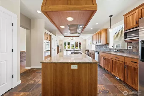 Kitchen - 811 Medsker Rd, Sequim, WA 98382 photo 5 of 7