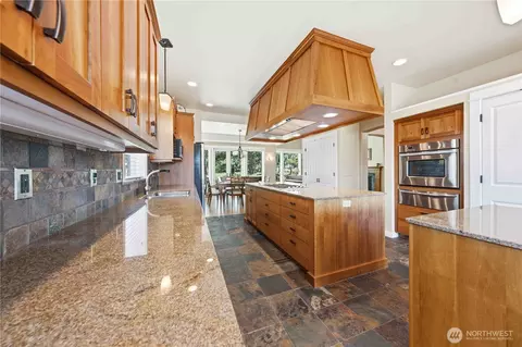 Kitchen - 811 Medsker Rd, Sequim, WA 98382 photo 2 of 7