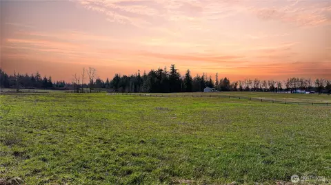 1379 Ten Mile Rd, Everson, WA 98247
