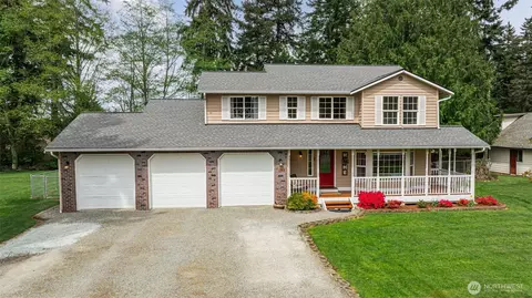 381 Cambrae Dr, Camano Island, WA 98282