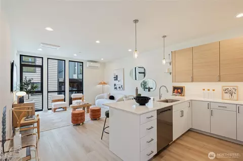 11231 Greenwood Ave N #A, Seattle, WA 98133