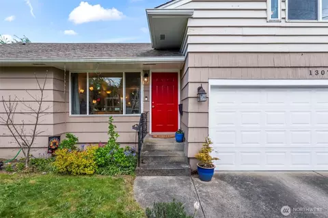 1307 N Huson St, Tacoma, WA 98406