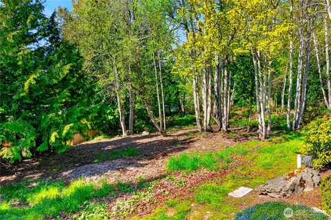 784 Lillooet, La Conner, WA 98257