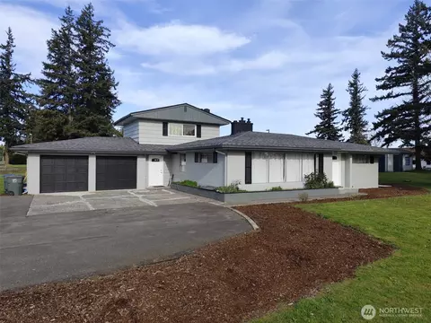 108 W Bartlett Rd, Lynden, WA 98264