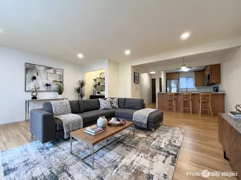 210 Boylston Ave E #103, Seattle, WA 98102