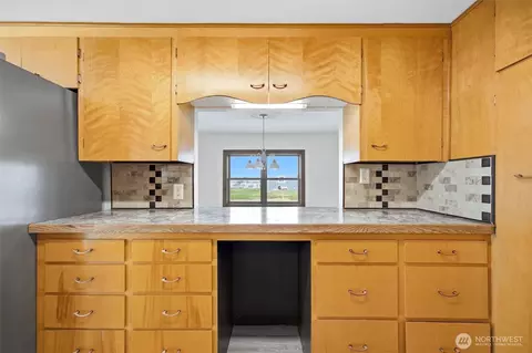 Kitchen - 206 E Cedar St, Othello, WA 99344 photo 2 of 5