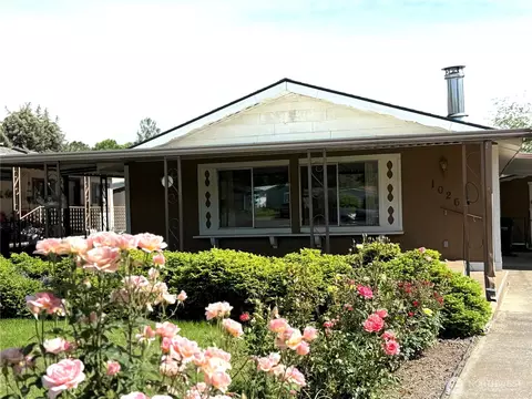 1026 SE Dove Ln, College Place, WA 99324