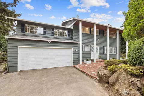 9226 Matthews Ave NE, Seattle, WA 98115