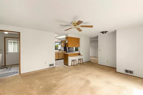 Living - 24124 8th Pl W, Bothell, WA 98021 photo 5 of 10