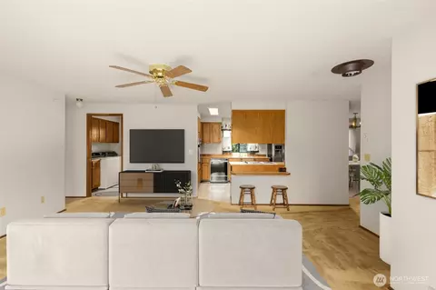 Living - 24124 8th Pl W, Bothell, WA 98021 photo 6 of 10
