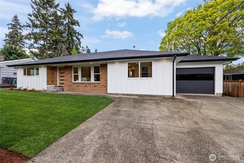 3318 Grandview Dr W, University Place, WA 98466