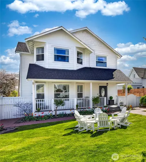 2913 K Ave, Anacortes, WA 98221