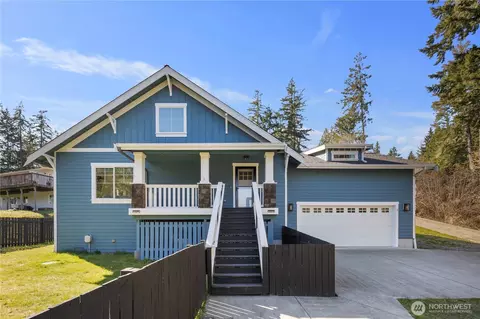 61 E Channel Dr, Allyn, WA 98524