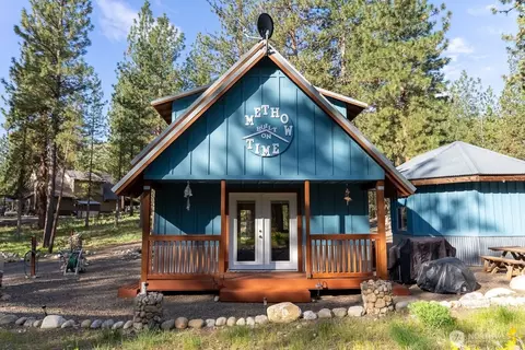 15 Barnaby Rd, Winthrop, WA 98862