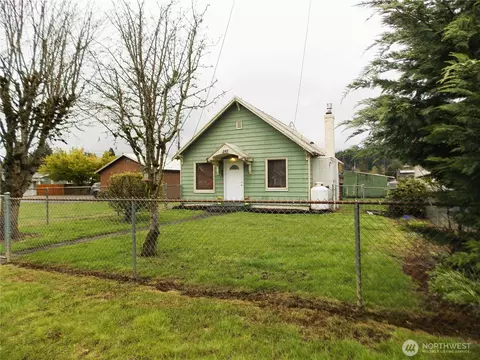 Exterior - 245 3rd St, Morton, WA 98356 photo 3 of 7