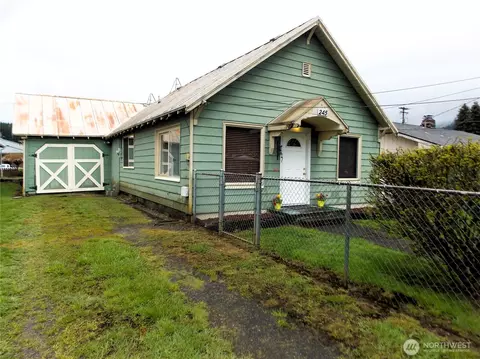 Exterior - 245 3rd St, Morton, WA 98356 photo 2 of 7