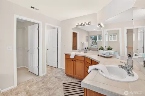 Bath - 13515 39th Dr SE, Mill Creek, WA 98012 photo 1 of 3