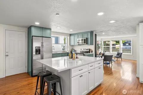 8109 15th Ave SW, Seattle, WA 98106