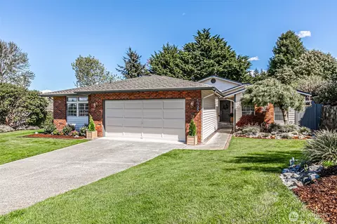 1925 Dumas Cir NE, Tacoma, WA 98422