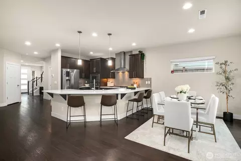 Dining - 4014 223rd Pl SE, Bothell, WA 98021 photo 1 of 2