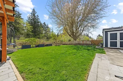 Exterior - 1602 Beech Ave, Steilacoom, WA 98388 photo 4 of 5