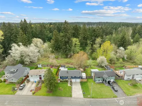 View/Area - 1602 Beech Ave, Steilacoom, WA 98388 photo 2 of 2
