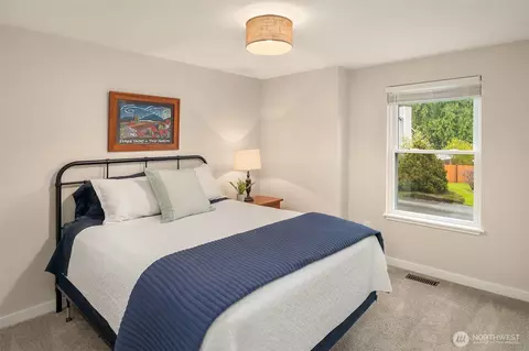 Bedroom - 14522 56th Ave SE, Everett, WA 98208 photo 3 of 3