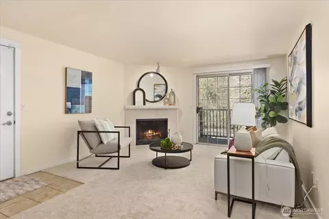 929 3rd Ave #F301, Kirkland, WA 98033