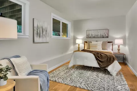 Bedroom - 21023 46th Ave SE, Bothell, WA 98021 photo 4 of 4