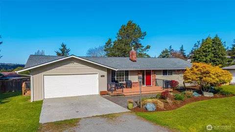 601 SW Thornberry, Oak Harbor, WA 98277