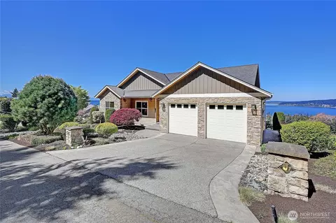 1081 Morgan Way, Camano Island, WA 98282
