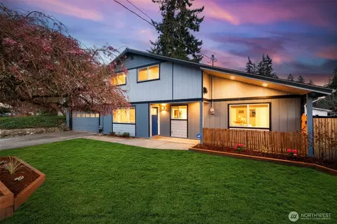 17245 SE 262nd St, Covington, WA 98042