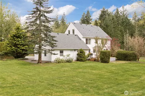 Exterior - 23811 SE 374th St, Enumclaw, WA 98022 photo 3 of 8