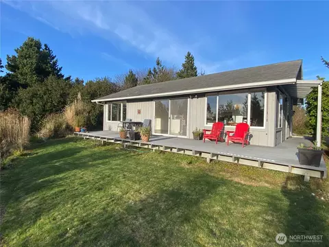 27215 K Ln, Ocean Park, WA 98640